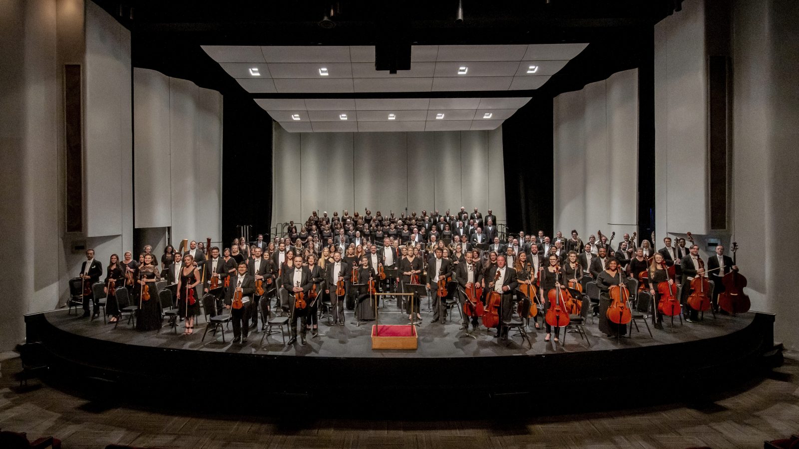 About The Savannah Philharmonic Orchestra and Chorus